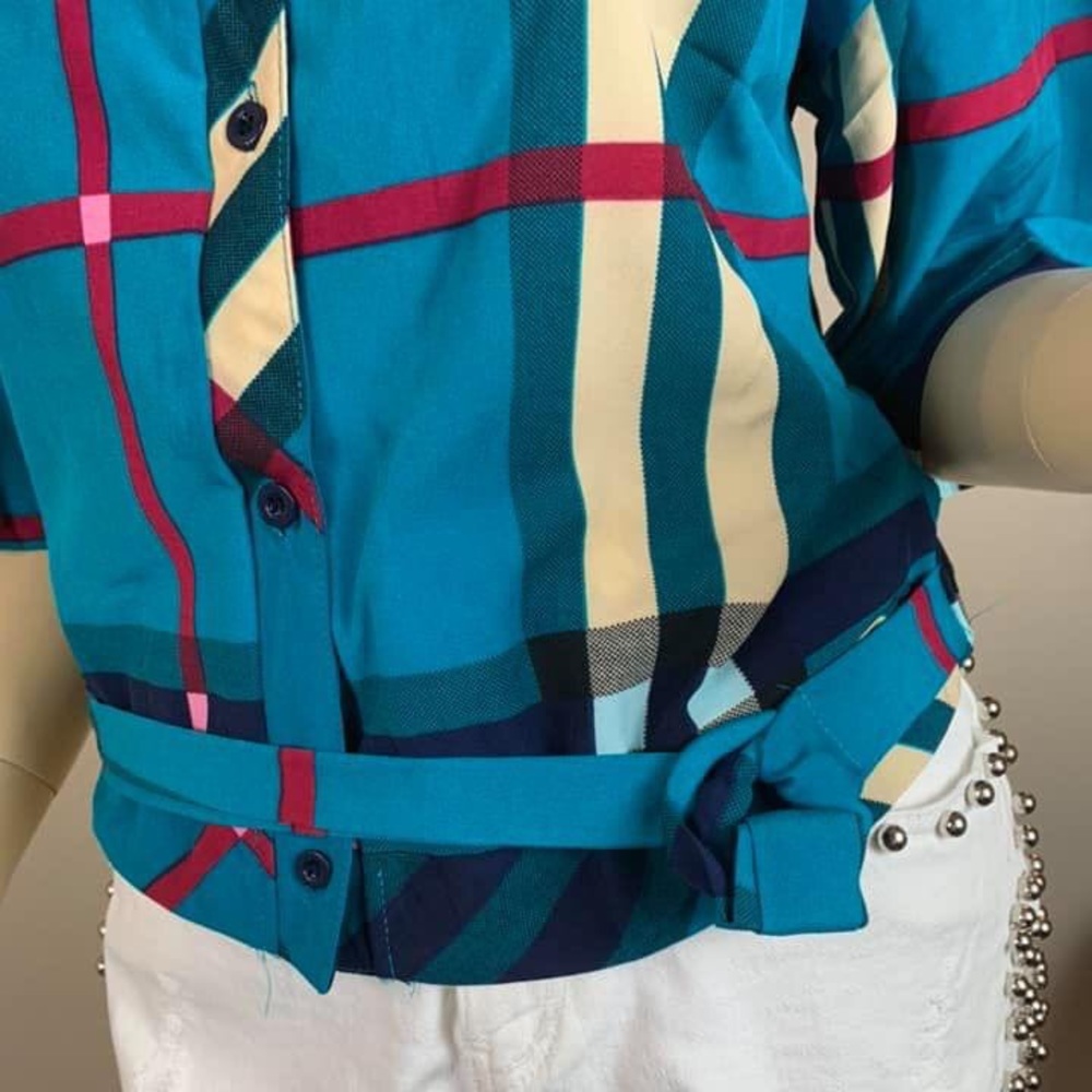 Blue Button blouse - Picture 3 of 15
